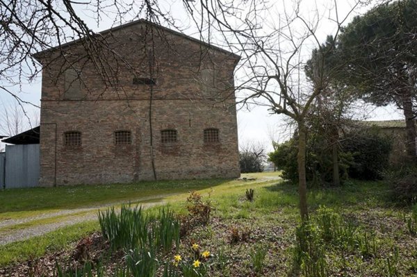 casa indipendente in vendita a Ravenna in zona Savio di Ravenna