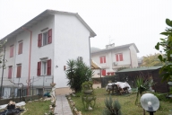 casa indipendente in vendita a Ravenna in zona Centro Storico