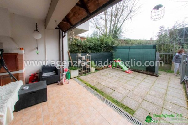casa indipendente in vendita a Ravenna in zona Lido di Classe