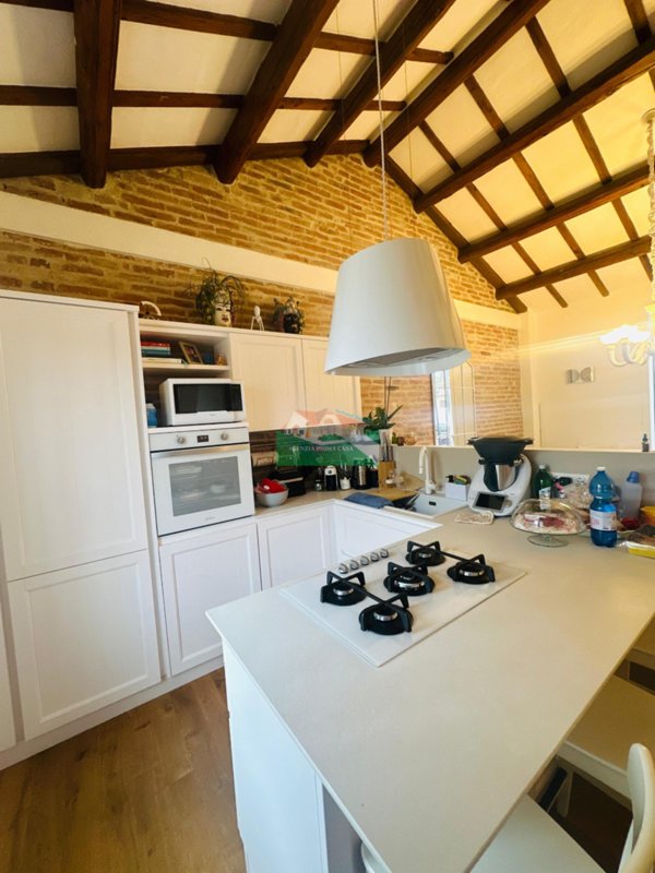 casa indipendente in vendita a Ravenna in zona Classe