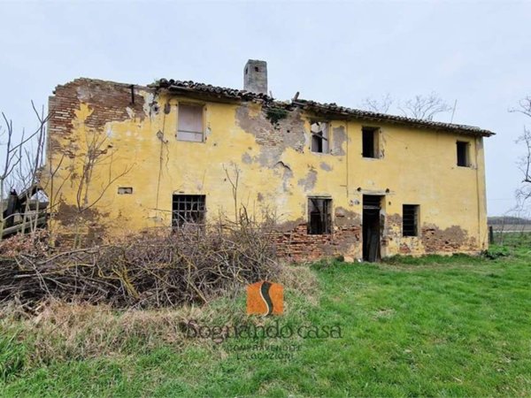 casa indipendente in vendita a Ravenna in zona Sant'Alberto
