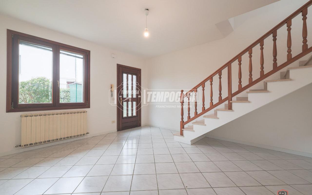 casa indipendente in vendita a Ravenna in zona San Romualdo