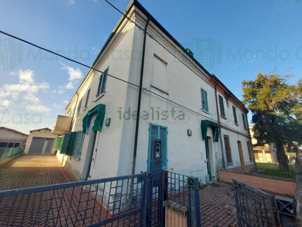 casa indipendente in vendita a Ravenna in zona San Pietro in Trento