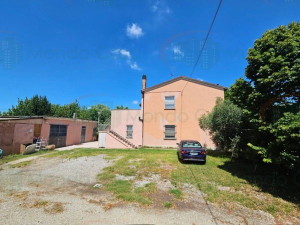 casa indipendente in vendita a Ravenna in zona Centro Storico