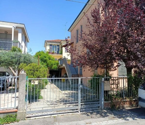 casa indipendente in vendita a Ravenna in zona Centro Storico