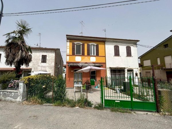 casa indipendente in vendita a Ravenna in zona San Marco