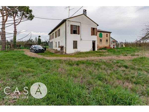 casa indipendente in vendita a Ravenna in zona San Pietro in Vincoli