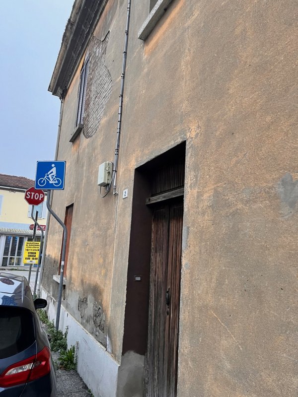casa indipendente in vendita a Ravenna