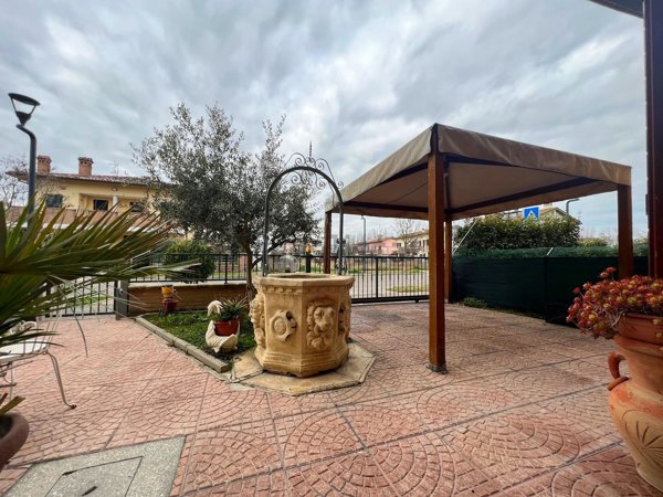 appartamento in vendita a Ravenna in zona Lido Adriano