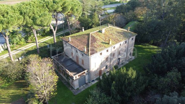 villa in vendita a Ravenna in zona Classe