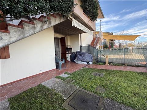 casa indipendente in vendita a Ravenna in zona Savio di Ravenna