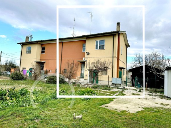 casa indipendente in vendita a Ravenna in zona San Marco