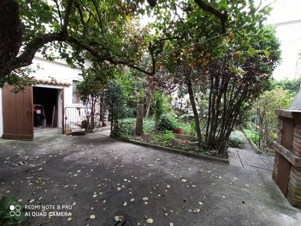 casa indipendente in vendita a Ravenna