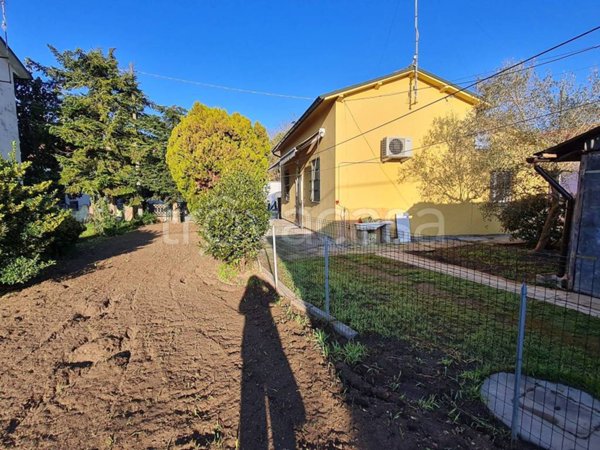casa indipendente in vendita a Ravenna in zona Santerno
