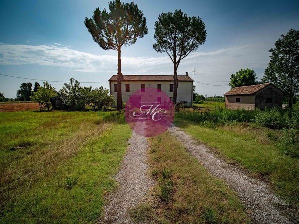 casa indipendente in vendita a Ravenna in zona Madonna dell'Albero