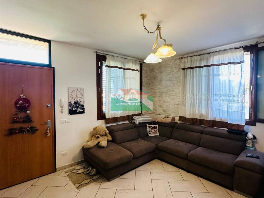 casa indipendente in vendita a Ravenna in zona Classe