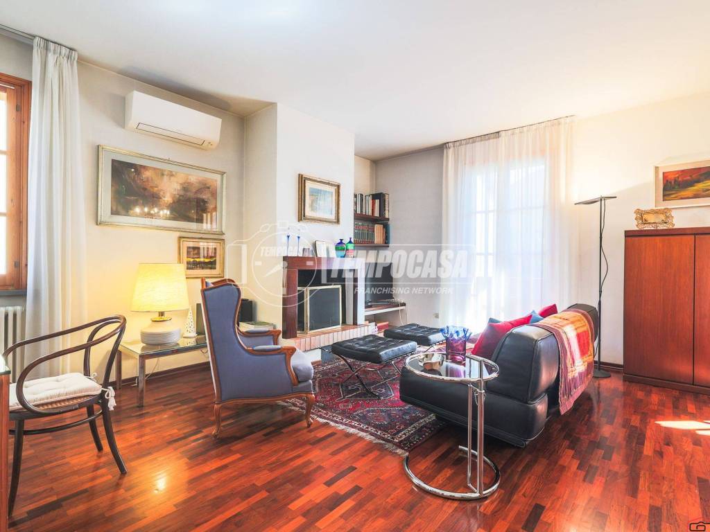 casa indipendente in vendita a Ravenna in zona Centro Storico