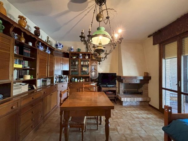 casa indipendente in vendita a Ravenna