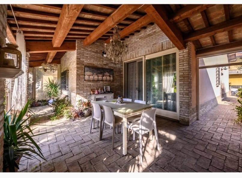 casa indipendente in vendita a Ravenna in zona Ponte Nuovo