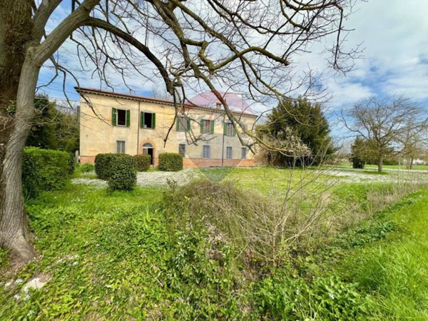 casa indipendente in vendita a Ravenna in zona Santo Stefano