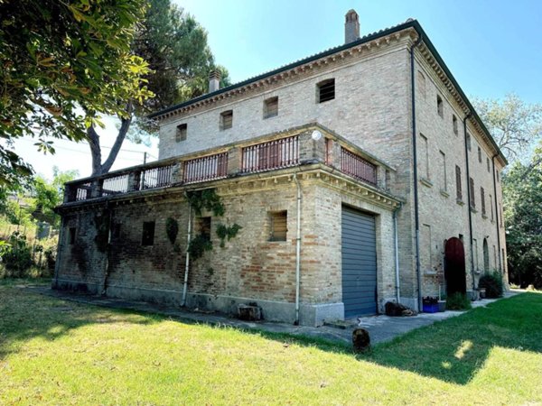 casa indipendente in vendita a Ravenna in zona Madonna dell'Albero