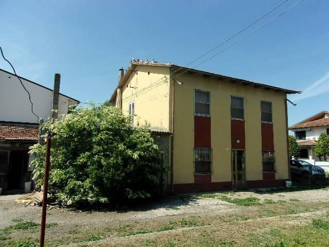 casa indipendente in vendita a Ravenna in zona San Zaccaria