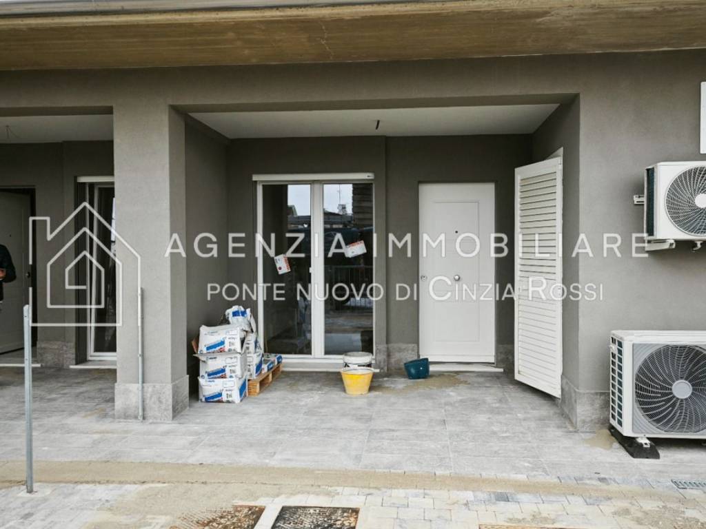casa indipendente in vendita a Ravenna in zona Classe