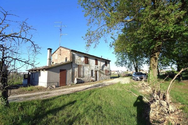 casa indipendente in vendita a Ravenna in zona Santerno