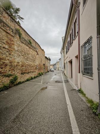 casa indipendente in vendita a Ravenna in zona Centro Storico