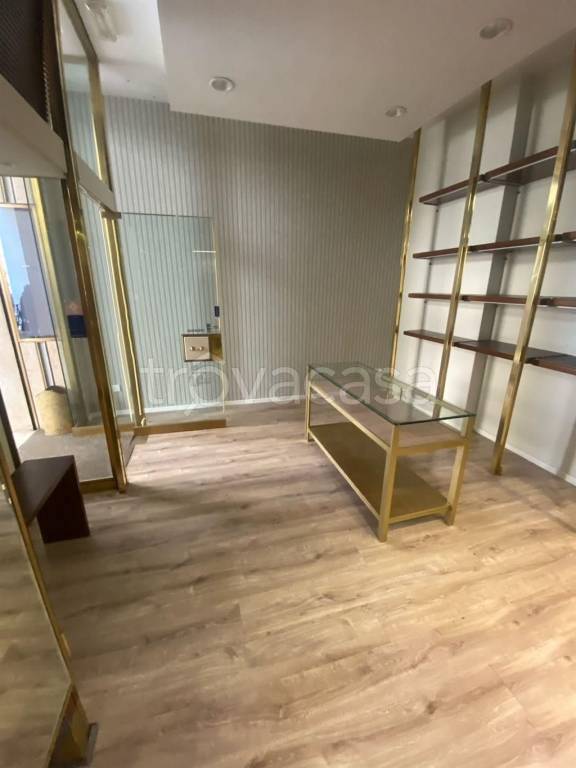 negozio in vendita a Ravenna in zona Centro Storico