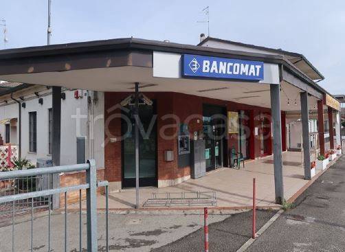 negozio in vendita a Ravenna in zona Classe