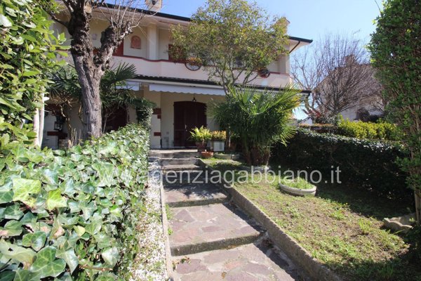 casa indipendente in vendita a Ravenna in zona Lido Adriano
