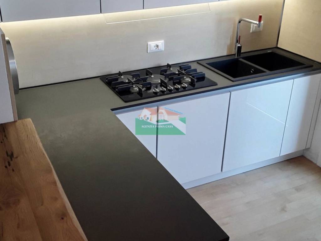appartamento in vendita a Ravenna in zona Classe