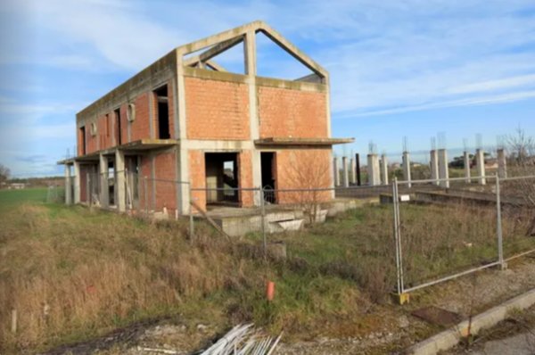 terreno edificabile in vendita a Ravenna in zona Classe