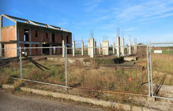 terreno edificabile in vendita a Ravenna in zona Classe