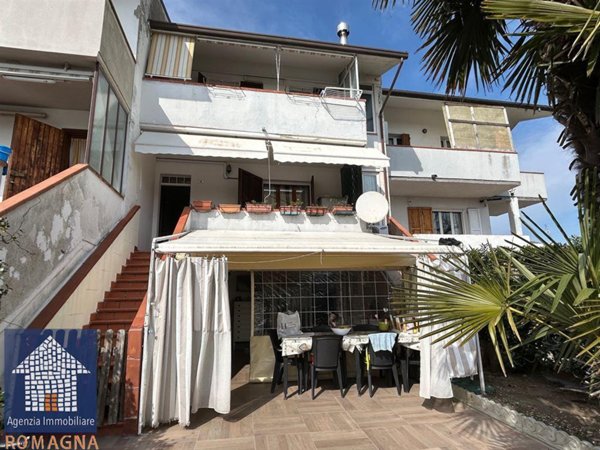 casa indipendente in vendita a Ravenna in zona Lido Adriano
