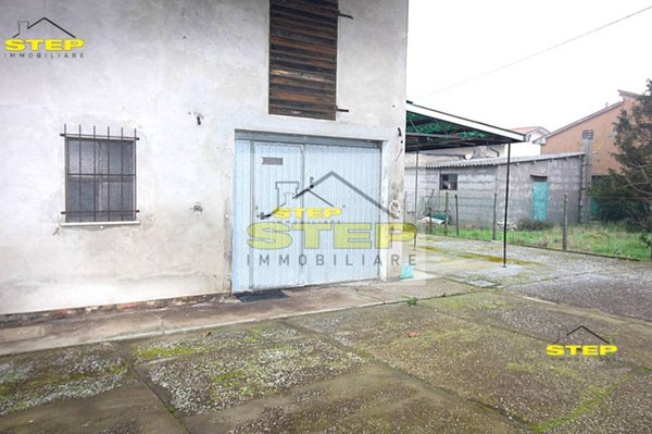 casa indipendente in vendita a Ravenna