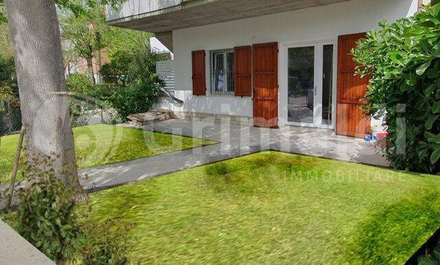 appartamento in vendita a Ravenna in zona Lido di Classe