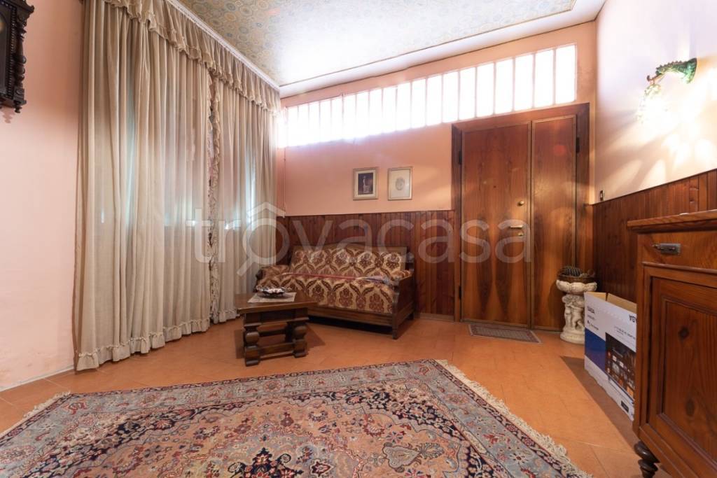 casa indipendente in vendita a Ravenna