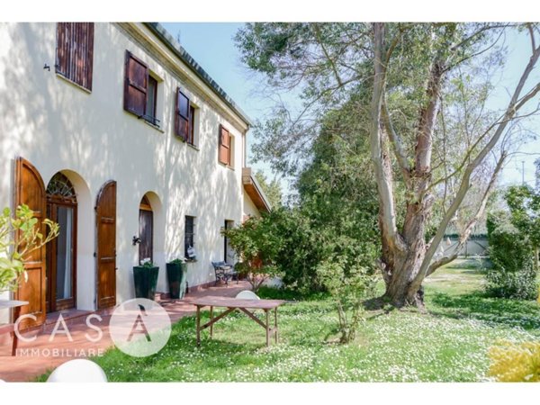 casa indipendente in vendita a Ravenna in zona Castiglione di Ravenna