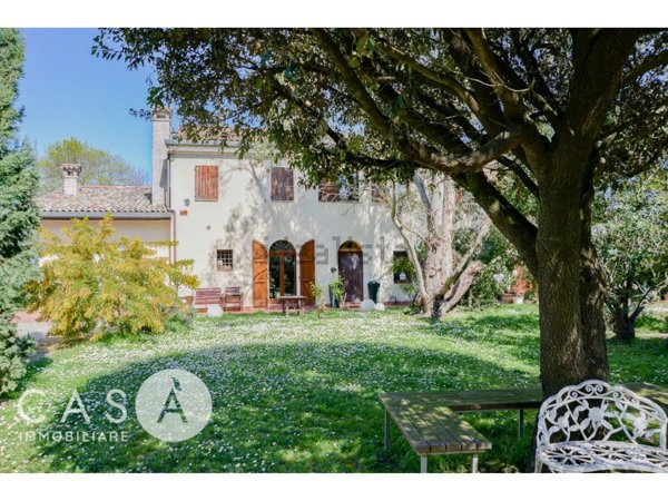 casa indipendente in vendita a Ravenna in zona Castiglione di Ravenna