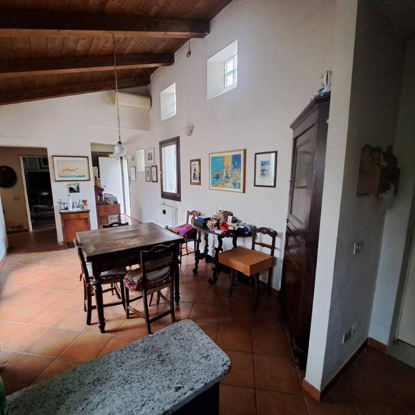 casa indipendente in vendita a Ravenna in zona Centro Storico