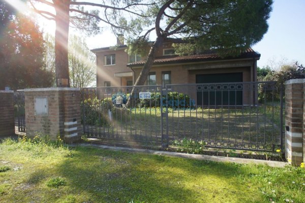 casa indipendente in vendita a Ravenna in zona Piangipane