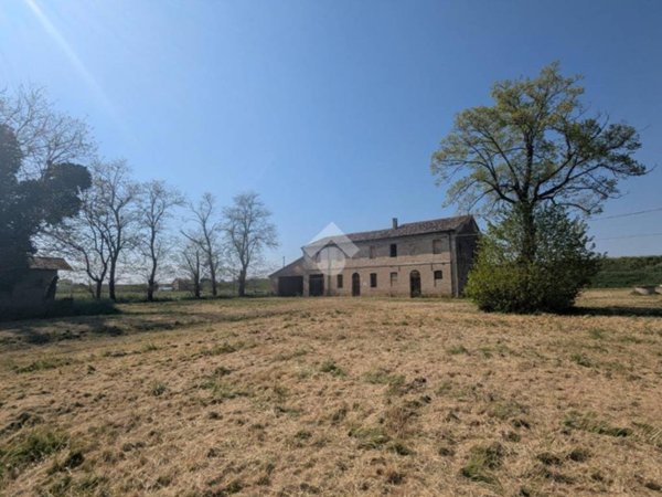 casa indipendente in vendita a Ravenna in zona San Pietro in Vincoli