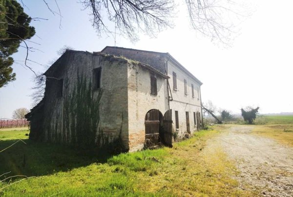 casa indipendente in vendita a Ravenna in zona San Marco