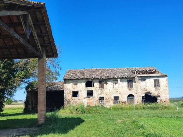 casa indipendente in vendita a Ravenna in zona Santerno