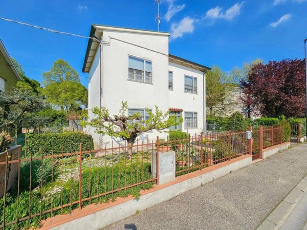 casa indipendente in vendita a Ravenna in zona Piangipane