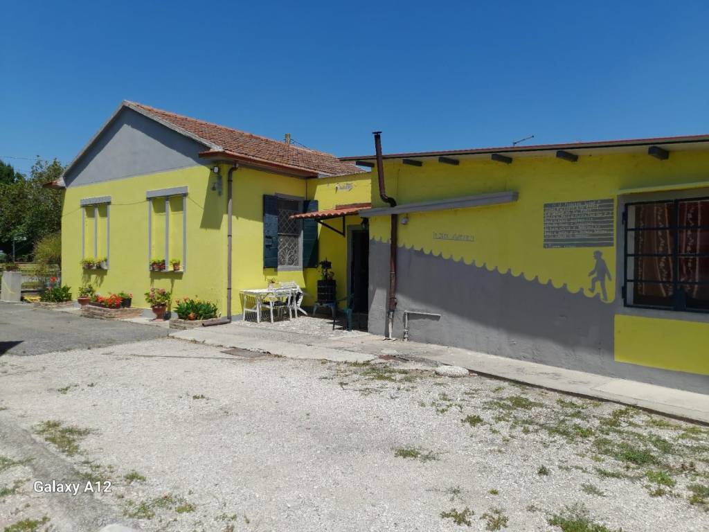 casa indipendente in vendita a Ravenna in zona San Pietro in Vincoli
