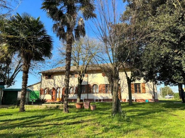 casa indipendente in vendita a Ravenna in zona Borgo Montone
