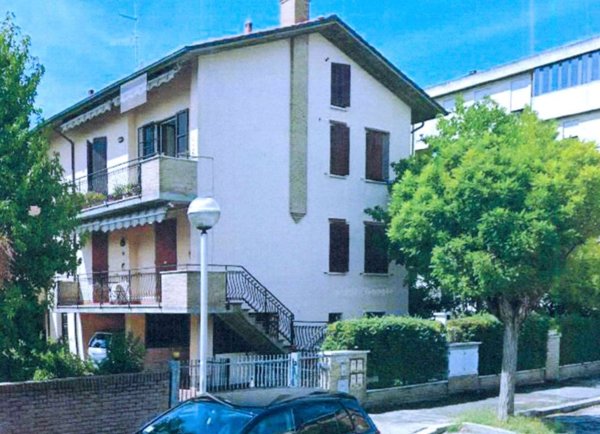 casa indipendente in vendita a Ravenna in zona Lido Adriano